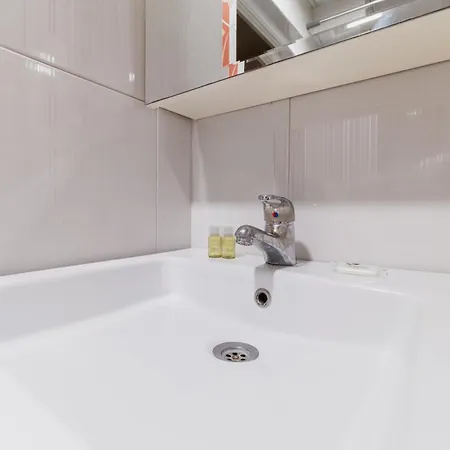 Elegant 1-bedroom 아파트 *